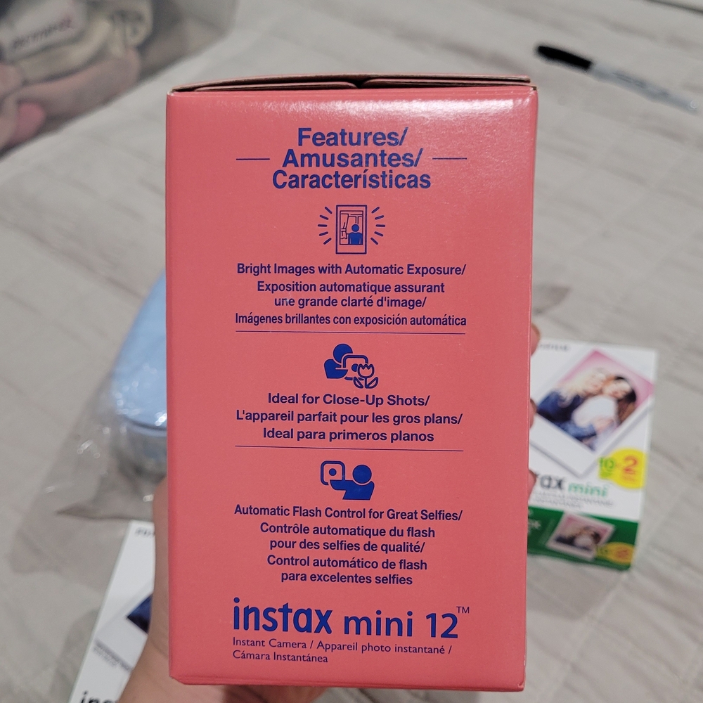 Brand New Fujifilm Instax Mini 12 Instant Camera - Pastel Blue - Picture 4 of 10
